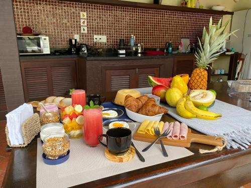 Mad på lejlighedshotellet eller i nærheden