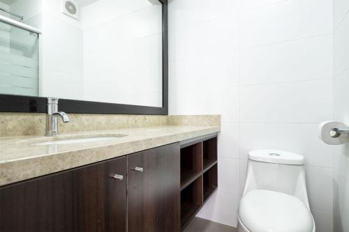Un baño de Wasi Apartment Pardo