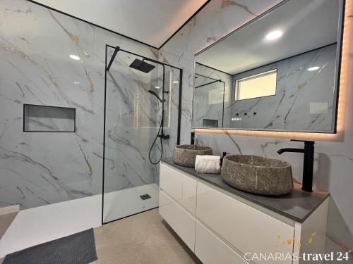 Koupelna v ubytování Los Roquitos II