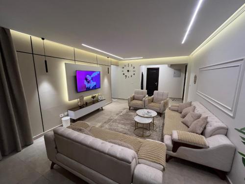 شقة فندقية لك بالكامل في الشيخ زايد