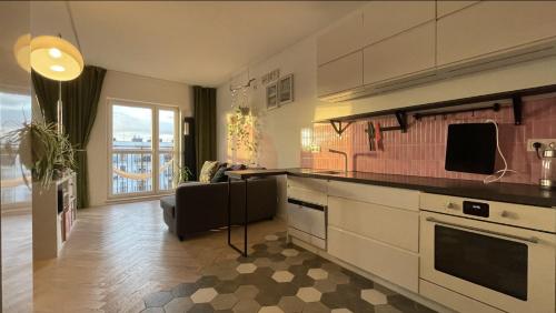 Cozy Studio with Balcony near Chopin Airport