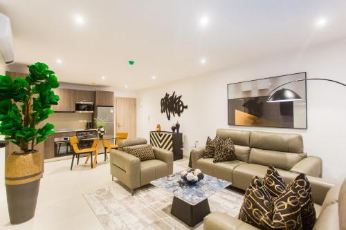 Et opholdsområde på Accra Luxury Apartments at The Bantree