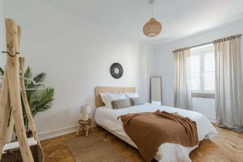 Typical Lisbon 2BR in Campolide