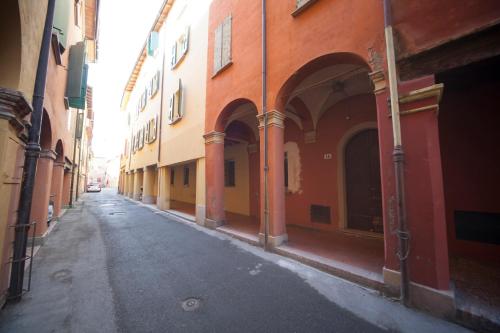 Фасад или вход в Mirasole, Bologna by Short Holidays