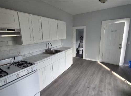 Nhà bếp/bếp nhỏ tại Cute Private Room Full Bed