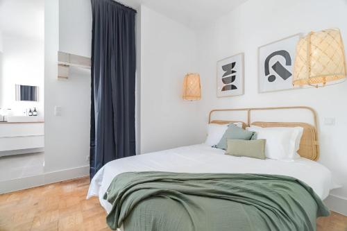 Charming Lisbon 2BR Apartment with Balcony