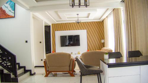 Et tv og/eller underholdning på Kumwitu Kingsland