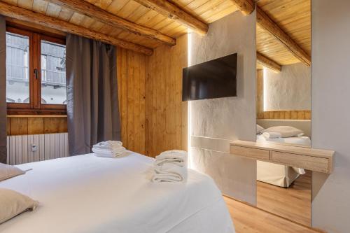 Boutique Alpine Two-Bedroom by SupaStays photo 2