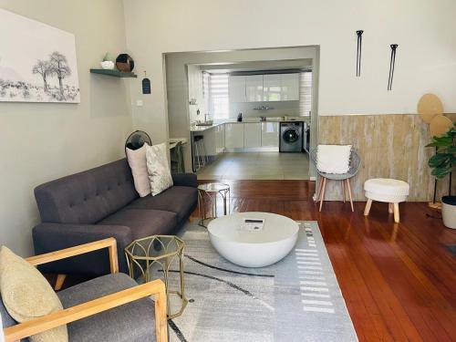 Χώρος καθιστικού στο Place On Oak unit 2