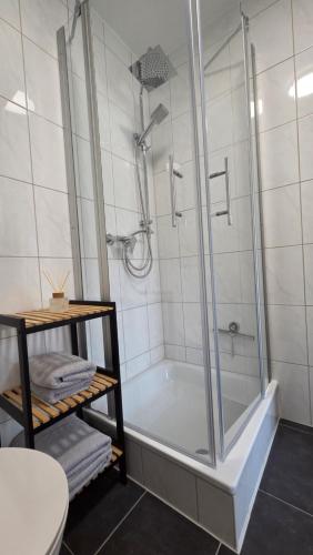 Ein Badezimmer in der Unterkunft MaxMir - Tannenweg Iserlohn