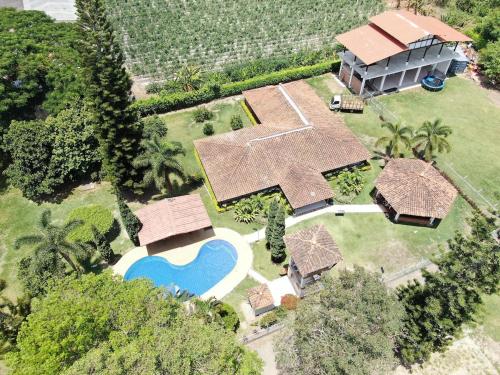 Swimmingpoolen hos eller tæt på Casa acogedora