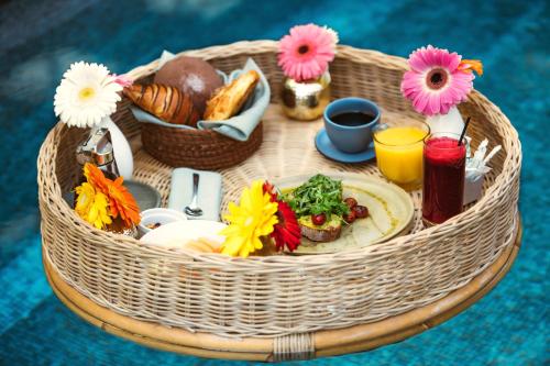 Comida en el hotel o alrededores