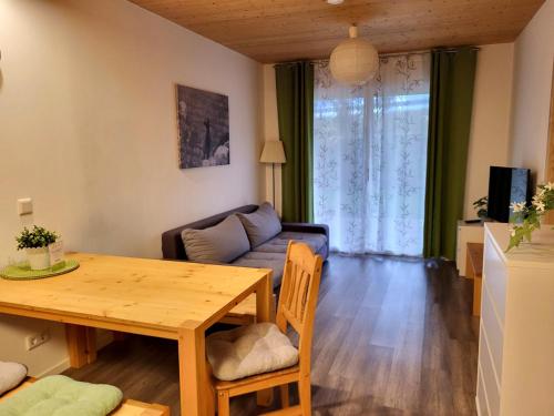 Nature Fun Apartments - Nahe Pressegger See - Skibus zum Nassfeld - Familien & Hunde willkommen
