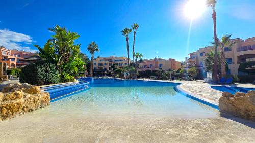 CSS Cheeky Smart Superior 2BD Limnaria