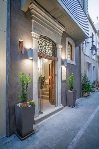 Onar Superior Suites