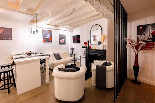 Artist apartment Latin Quarter