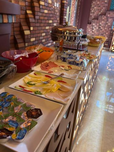 Jídlo v hotelu nebo okolí