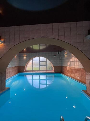 Hồ bơi trong/gần Home & Pool Apartment