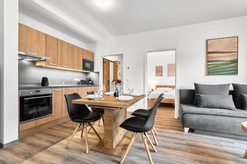 Trek Klínovec by Mountain ways