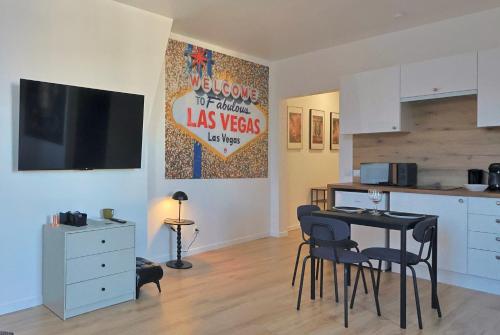 Kuchyň nebo kuchyňský kout v ubytování SC6 - Studio familial - Enghien gare - Lac & centre ville à pied