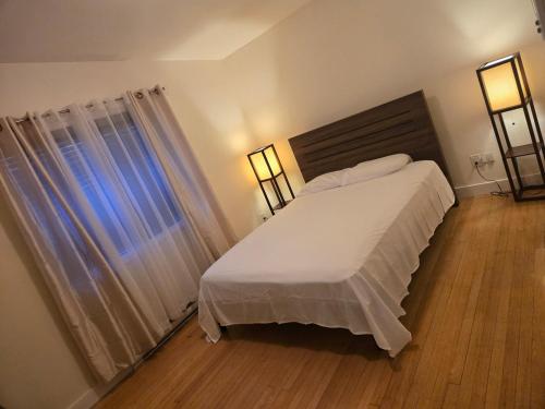 En eller flere senge i et værelse på Nature view retreat