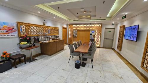 Kuchyň nebo kuchyňský kout v ubytování رام جده للشقق المخدومه Ram Jeddah