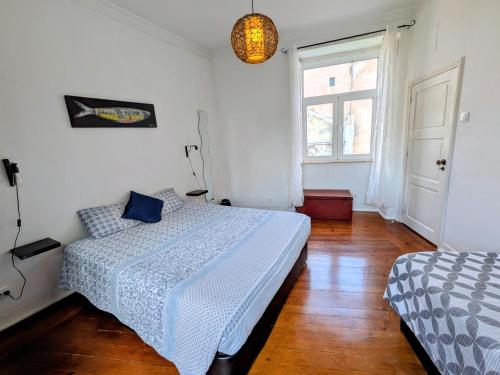 Baixa Sunny apartment with a View!