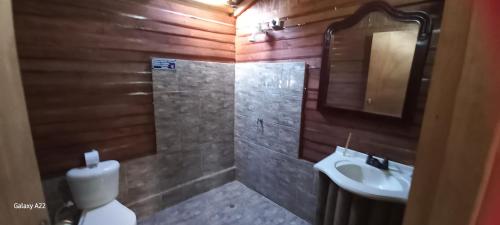 Koupelna v ubytování Casa de Campo MA