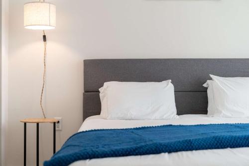Riviere 2BR Apartment Pet Friendly Oasis Sleeps 6 Close to Epic Universe Pool & Gym photo 30