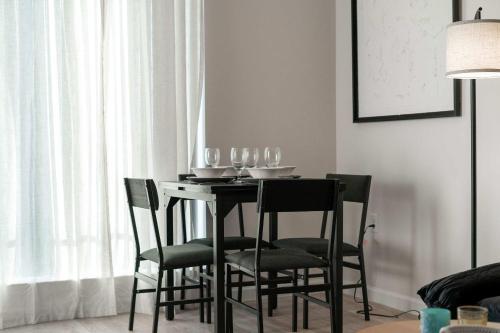Riviere 2BR Apartment Pet Friendly Oasis Sleeps 6 Close to Epic Universe Pool & Gym photo 21
