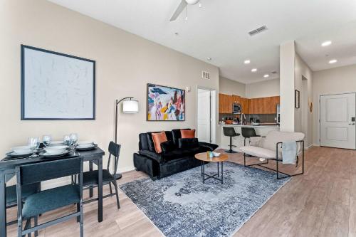 Riviere 2BR Apartment Pet Friendly Oasis Sleeps 6 Close to Epic Universe Pool & Gym photo 25