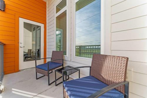 Riviere 2BR Apartment Pet Friendly Oasis Sleeps 6 Close to Epic Universe Pool & Gym photo 40