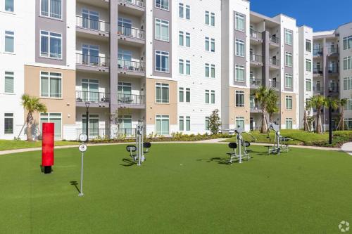 Riviere 2BR Apartment Pet Friendly Oasis Sleeps 6 Close to Epic Universe Pool & Gym photo 49