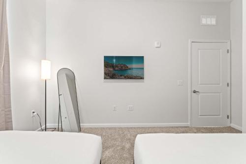 Riviere 3BR Apartment Stylish King Family Pets Friendly Pool & Gym Near Epic Universe photo 37