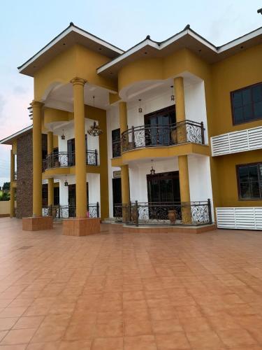 Stylish East Legon 3- Bedroom Retreat