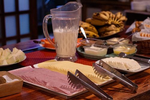 Jídlo v penzionu – hostince nebo okolí