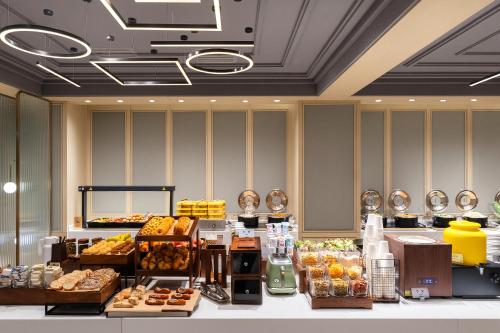 Jídlo v hotelu nebo okolí