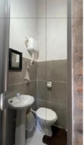 Koupelna v ubytování Villa Fernandito