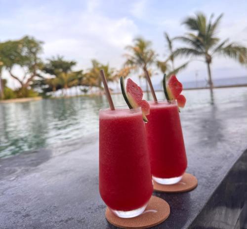 Boissons dans l'établissement Quenzo Beach Resort