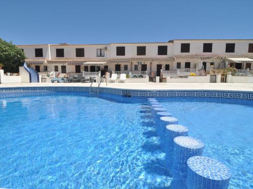 Casa con piscina comunitaria cerca de la playa en L'Escala - HISP-7-91