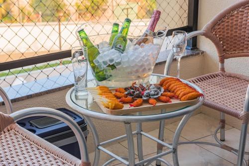 Drinks på Studio no Porto das Dunas vista mar e Beach Park!