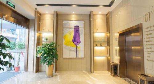 Ένα μπάνιο στο Lavande Hotel·Wuhan Jianghan Road Wanda Plaza