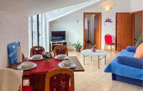 Beautiful Apartment In Novi Vinodolski With Wifi