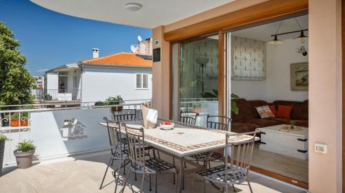 Villa Alte Muhle with pool and jacuzzi in Novigrad