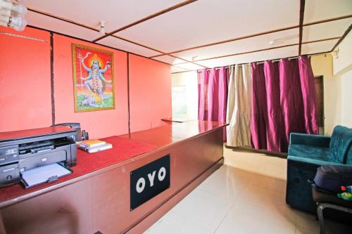 Posezení v ubytování Hotel O by OYO Kalka