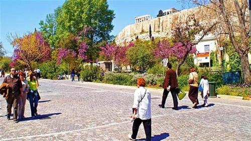 Sunny 1bedroom cozy flat in the Acropolis area