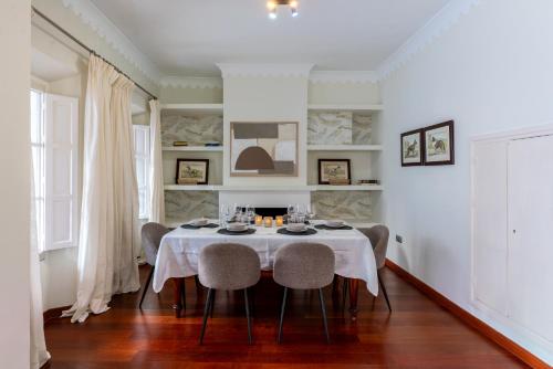 Luxe Guest House Santa Marta