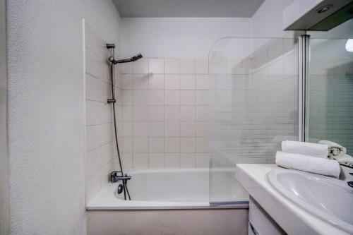 Appartement duplex confortable avec parking et balcon