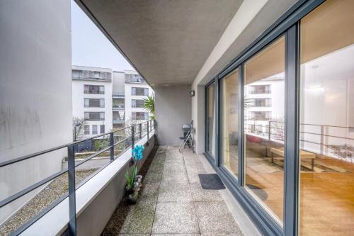 Appartement duplex confortable avec parking et balcon