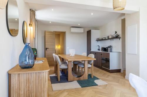 62 CARNOT LOT 7 - Appartement Duplex Atypique- climatise - 2 chambres